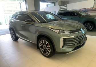 Подержанный автомобиль Exeed TXL 2024 года (3 фото)