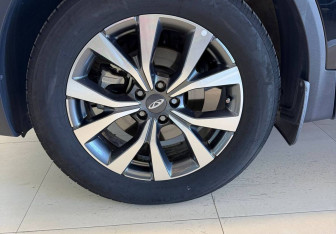 Подержанный автомобиль Chery Tiggo 7 Pro Max 2023 года (15 фото)