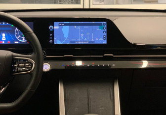 Подержанный автомобиль Omoda C5 2023 года (13 фото)