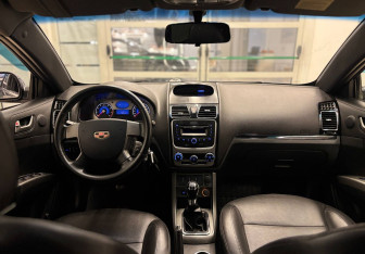 Подержанный автомобиль Geely Emgrand EC7 Sedan 2014 года (12 фото)