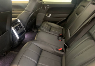 Подержанный автомобиль Land Rover Range Rover Sport 2020 года (9 фото)
