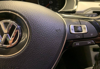 Подержанный автомобиль Volkswagen Passat Wagon 2018 года (19 фото)