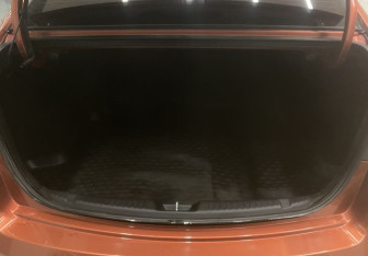 Подержанный автомобиль Kia Cerato Sedan 2011 года (7 фото)