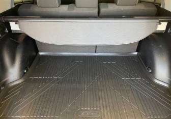 Подержанный автомобиль Toyota RAV4 2019 года (7 фото)