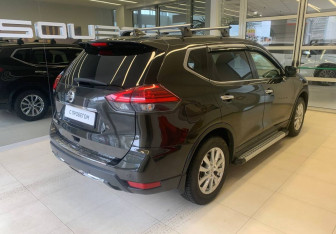 Подержанный автомобиль Nissan X-Trail 2019 года (4 фото)