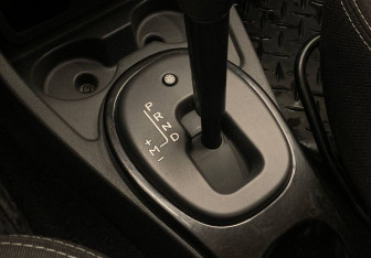 Подержанный автомобиль Renault Duster 2012 года (18 фото)