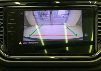 Подержанный автомобиль Volkswagen T-Roc 2020 года (17 фото)