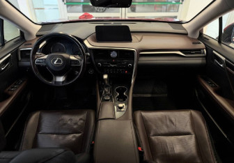 Подержанный автомобиль Lexus RX 2019 года (11 фото)