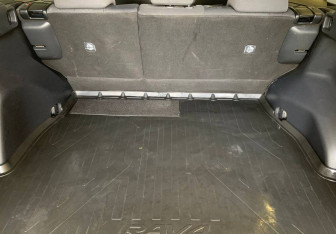 Подержанный автомобиль Toyota RAV4 2021 года (7 фото)