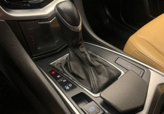 Подержанный автомобиль Cadillac SRX 2014 года (22 фото)