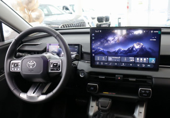 Новый Toyota RAV4 2026 (14 фото)