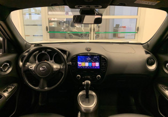 Подержанный автомобиль Nissan Juke 2018 года (12 фото)