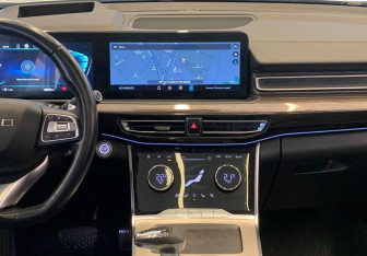 Подержанный автомобиль Exeed VX 2022 года (13 фото)