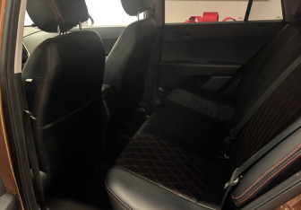 Подержанный автомобиль Hyundai Creta 2016 года (10 фото)