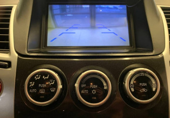 Подержанный автомобиль Mitsubishi Pajero Sport 2012 года (19 фото)