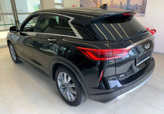 Подержанный автомобиль Infiniti QX50 2019 года (6 фото)