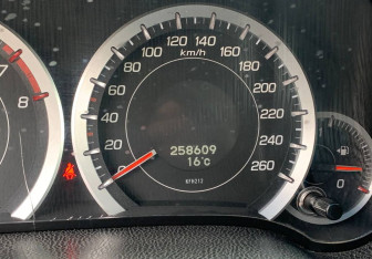 Подержанный автомобиль Honda Accord Sedan 2008 года (11 фото)