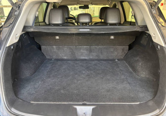 Подержанный автомобиль Nissan Murano Suv 2017 года (8 фото)