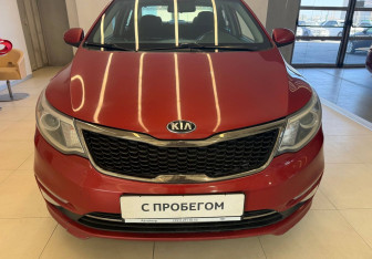 Подержанный автомобиль Kia Rio Sedan 2016 года (2 фото)