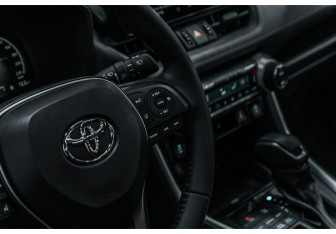 Новый Toyota RAV4 2025 (22 фото)