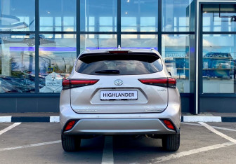Новый Toyota Highlander 2025 (6 фото)