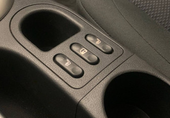 Подержанный автомобиль Nissan Qashqai+2 2010 года (19 фото)