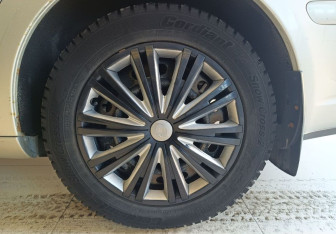 Подержанный автомобиль Toyota Avensis Wagon 2006 года (14 фото)