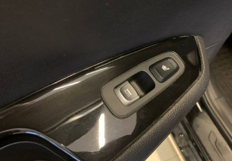 Подержанный автомобиль Kia Optima Sedan 2017 года (19 фото)