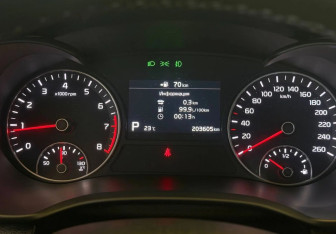 Подержанный автомобиль Kia Optima Sedan 2019 года (11 фото)