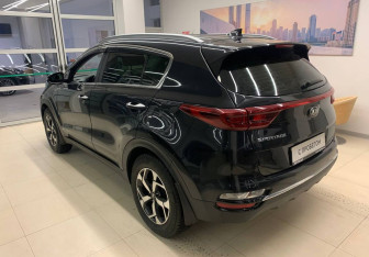 Подержанный автомобиль Kia Sportage 2019 года (6 фото)