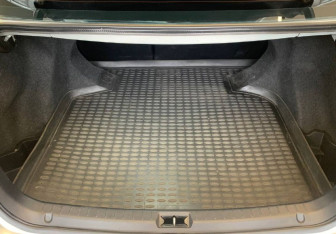 Подержанный автомобиль Toyota Avensis Sedan 2007 года (8 фото)