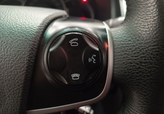 Подержанный автомобиль Toyota Camry Sedan 2012 года (19 фото)