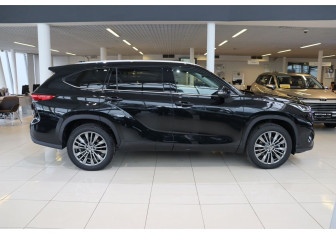 Новый Toyota Highlander 2025 (4 фото)