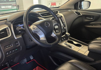 Подержанный автомобиль Nissan Murano Suv 2017 года (14 фото)