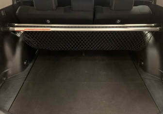 Подержанный автомобиль Toyota RAV4 2017 года (8 фото)