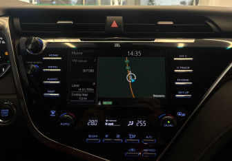 Подержанный автомобиль Toyota Camry Sedan 2019 года (13 фото)