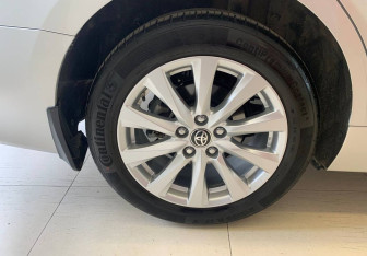 Подержанный автомобиль Toyota Camry Sedan 2020 года (15 фото)