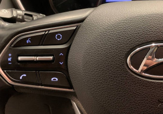 Подержанный автомобиль Hyundai Santa Fe 2018 года (18 фото)