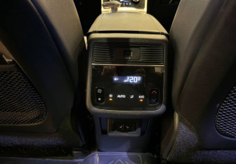 Подержанный автомобиль Exeed VX 2022 года (24 фото)