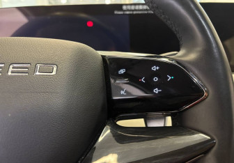 Подержанный автомобиль Exeed RX 2023 года (30 фото)