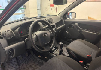 Подержанный автомобиль LADA (ВАЗ) Granta Sedan 2012 года (13 фото)