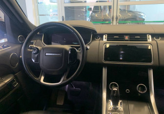 Подержанный автомобиль Land Rover Range Rover Sport 2020 года (8 фото)