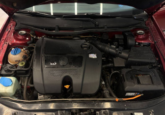 Подержанный автомобиль Skoda Octavia Liftback 2008 года (7 фото)