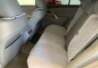 Подержанный автомобиль Toyota Camry Sedan 2007 года (9 фото)