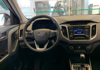 Подержанный автомобиль Hyundai Creta 2017 года (9 фото)