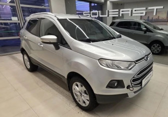 Подержанный автомобиль Ford EcoSport 2015 года (3 фото)