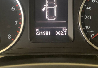 Подержанный автомобиль Volkswagen Tiguan 2012 года (17 фото)