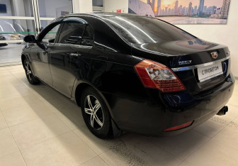 Подержанный автомобиль Geely Emgrand EC7 Sedan 2014 года (6 фото)