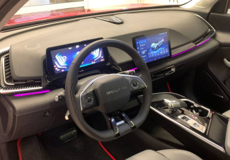 Подержанный автомобиль BAIC X55 2024 года (12 фото)