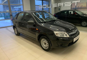 Подержанный автомобиль LADA (ВАЗ) Granta Sedan 2016 года (3 фото)